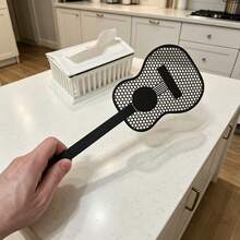 Creative Guitar-Shaped Fly Swatter, Durable PLA Material, Honeycomb Mesh Surface For Even Force Distribution, Efficient And Effort-Saving Mosquito Swatting, Lightweight Long Handle Design, Suitable For Home, Kitchen And Garden - Multiple Styles - View 4