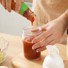 Seasoning Bottle, Ketchup Bottle, Salad Dressing Bottle, Oil Brush Bottle, Soy Sauce Bottle, Oil Pot, Household Squeeze Bottle, Kitchen Utensils - View 6