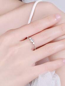 1pc Elegant 4-Prong Round Geometric Couple Ring For Women, Synthetic Cubic Zirconia, Suitable For Daily Wear, Party, Gift, Jewelry - White - View 6