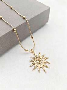 1pc Women 18K Gold Plated Stainless Steel Swirl Sun Pendant Necklace - Gold - View 7