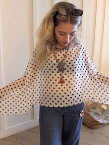 1 buah Syal Pendek Wanita Musim Panas Bahan Chiffon Motif Polkadot Hitam untuk Melindungi dari Sinar Matahari - Putih - View 5