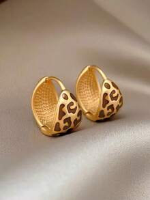 1 Pasang Anting Hoop Minimalis Mewah Motif Leopard, Cocok untuk Pemakaian Sehari-hari dan Liburan Wanita - Yellow Gold - View 4