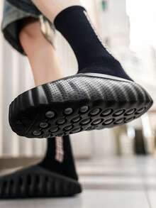 2026夏季新款中性厚底沙灘洞洞鞋輕量防滑戶外休閒涼鞋 - 黑色 - 查看 11