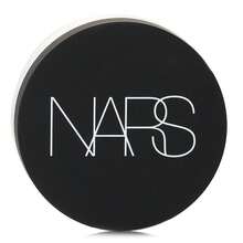Nars 光感反射散粉 #Crystal (極淺至淺色) 11g/0.38 Oz | 透亮遮瑕 | 瑩亮妝效 | 不致痘、不堵塞毛孔 | 適合所有膚質 | 無反光 | 長效持妝 | 控油不卡粉 - Crystal - 查看 10