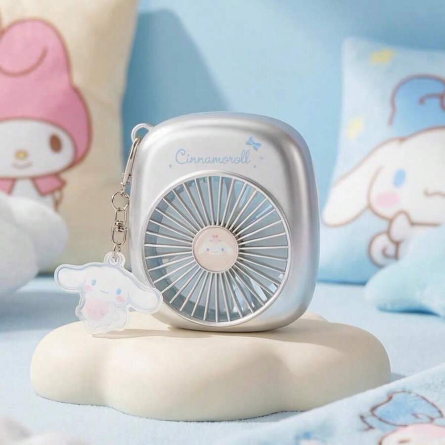 MINISO Sanrio Cinnamoroll 迷你手持風扇,500mAh可充電(低速2h/中速1.5h/高速0.75h),超靜音低噪音,輕巧便攜,附IP吊飾,個人日常使用迷你風扇 - cinnamo - 查看 1