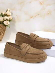Spring New Women's Soft Sole Casual Loafers Plus Size Flat Shoes - Khaki - View 6