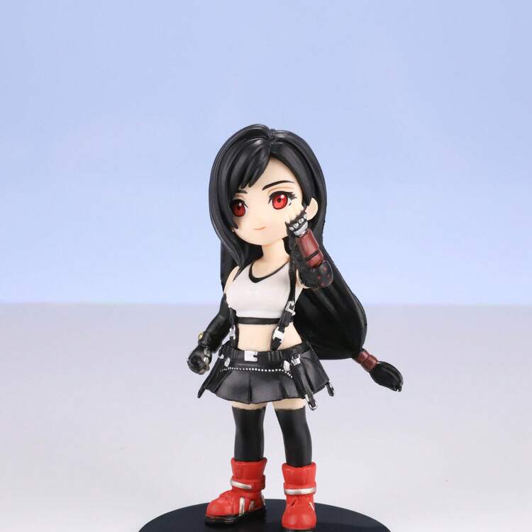 VII (FF/7) Tifa Lockhart Q版卡通公仔，原版遊戲服裝，PVC材質收藏娃娃，附圓形黑色底座，適合汽車儀表板裝飾、展示收藏及粉絲生日禮物 - 彩色 - 查看 3