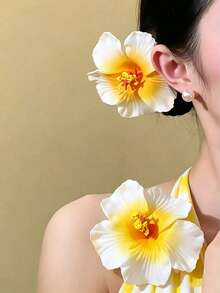 10/2pcs Yellow Hibiscus Hair Clips, Women's Beach Vacation Photo Hair Accessories, Side Hair Clips, Suitable For Daily Wear - Yellow - View 4
