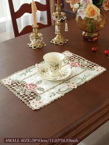 ABEST6522 Home&Living store 100% Polyester Creme Jacquard Tischläufer mit Dreieck-Bogenkante, rosa Rosenstickerei und Cut Out Cutwork-Spitzenrand, Vintage Blumen Deko Tischläufer für Esstisch, Hochzeit, Landhausstil, Teetisch, Heimdekoration - Verschiedenfarbig - Übersicht 10
