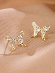 1 Pair Casual Elegant Versatile Micro-Pave Zirconia Butterfly Stud Earrings For Women, Eye-Catching Accessory For Daily Wear, Street Style And Commute - Earrings - View 3