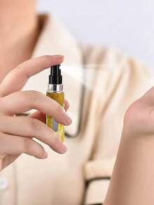 1/2/4pcs Summer Perfume Spray Bottles, Oil Painting Starry Sky Pattern Bottom Filled Perfume Bottles, Metal Flower Pendant Keychain, 5ml Reusable Perfume Decant Tool, Summer Travel Essential Perfume Decant Bottle, Girls Holiday Gift, Mini Perfume - View 2