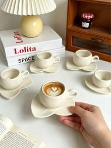 6set/1set Taza de café y platillo de tulipán crema 90ML Taza de espresso, cerámica resistente al calor, gruesa y fácil de limpiar, perfecta para servir espresso y café árabe. Estas tazas de café estilo saudí son ideales para el té de la tarde, cafeterías y uso en la cocina - un gran regalo. Adecuado para el té de la tarde en el hogar, beber en la oficina - Multicolor - Ver 2