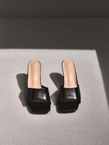 NobleVue Sandalias planas básicas cómodas con suela gruesa y punta abierta para mujer, antideslizantes, adecuadas para uso diario, vacaciones y uso casual - Negro - Ver 3