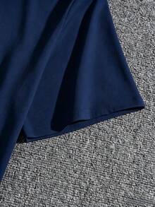 Men's Short-Sleeved T-Shirt With A Round Neck And Simple Design - 寶藍色 - 查看 7