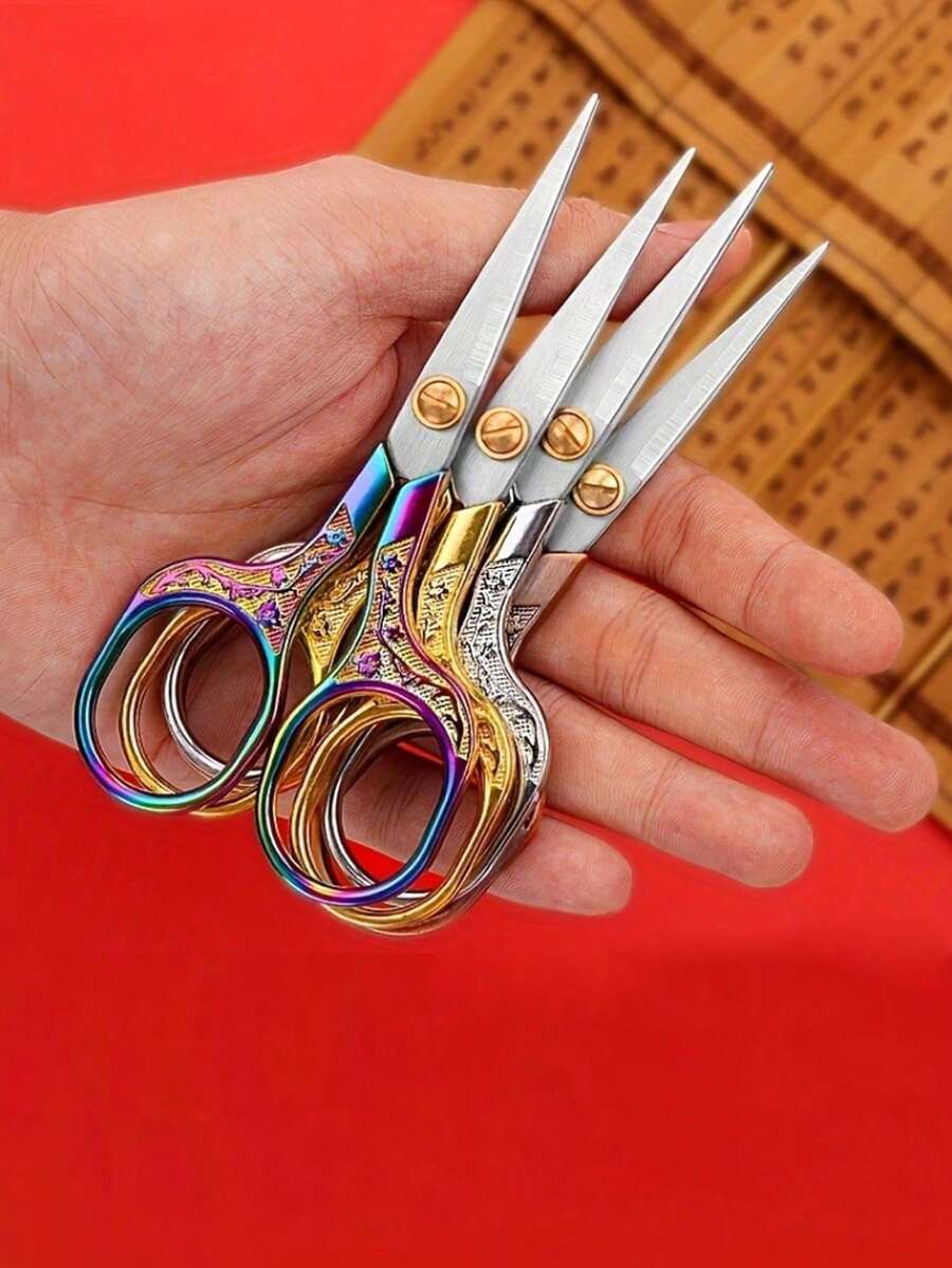 1把復古不鏽鋼縫紉剪刀 - 金屬手工剪刀,適用於布料、線材、刺繡 - 無需電力,裁縫與拼布工具 - 花紋剪刀 - 查看 1