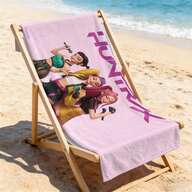 Toalla de playa ligera y portátil de estilo de escenario de moda con personaje femenino de dibujos animados para uso diario