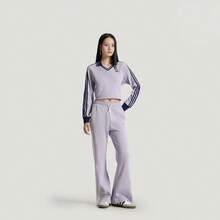 adidas originals 舒適透氣套頭薄款V領親膚長袖Polo衫女款 - 淡紫色 - 查看 5