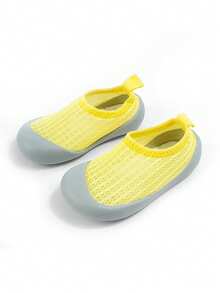 Toddler Girls Yellow Mesh Fashion Eye-Catching Comfortable Breathable Casual Easy-To-Wear Water Shoes Suitable For Summer Outdoor Beach Water Play, Splashing And Playing - Yellow - View 4