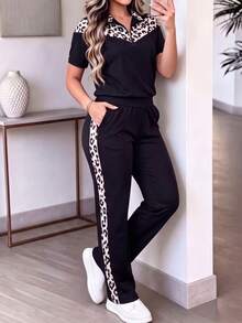 2 piezas Conjunto deportivo con estampado de leopardo para mujer, top de manga corta y cuello alto casual de verano y pantalones con bolsillos, conjunto deportivo - Negro - Ver 4