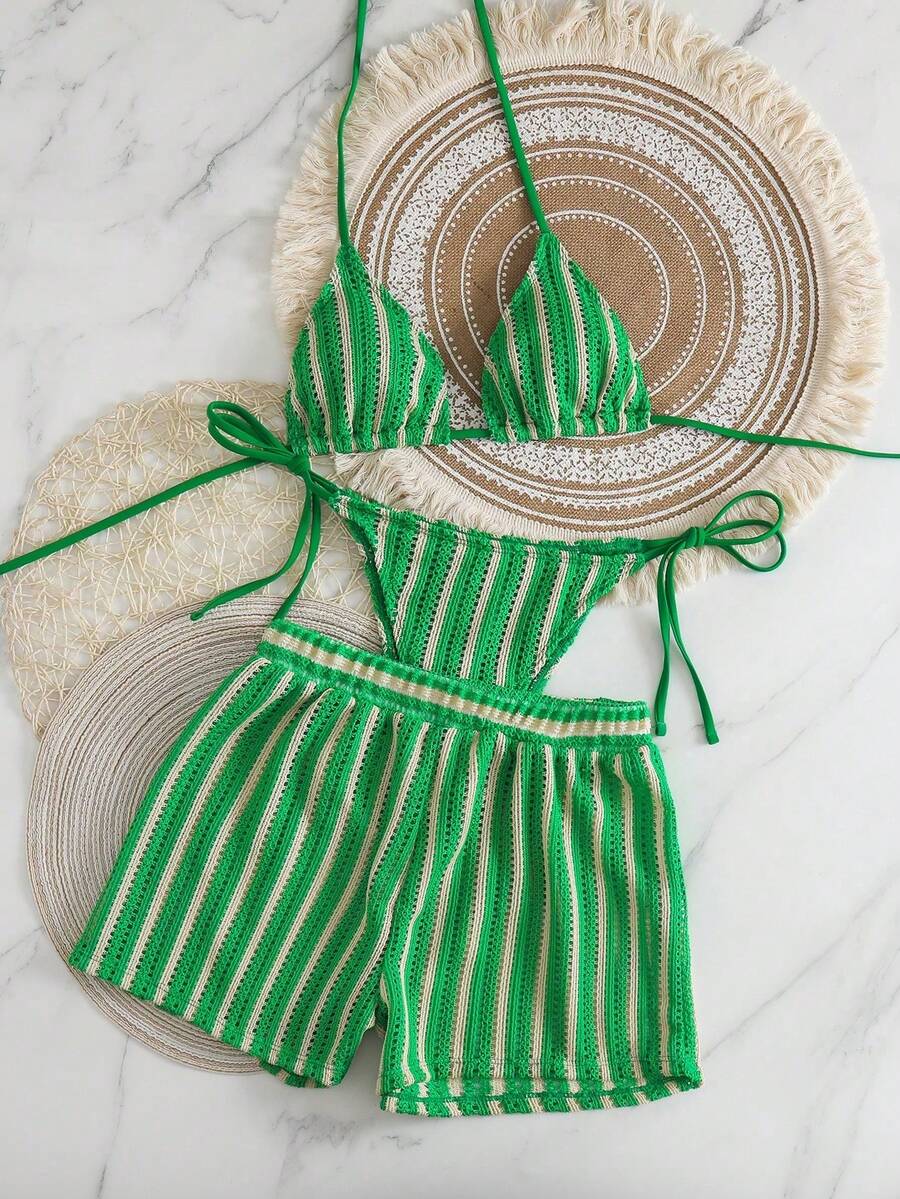 Set de bikini boho de 3 piezas para mujer con top halter, short de rayas y cubre falda de crochet con cordón - Verde - Ver 1