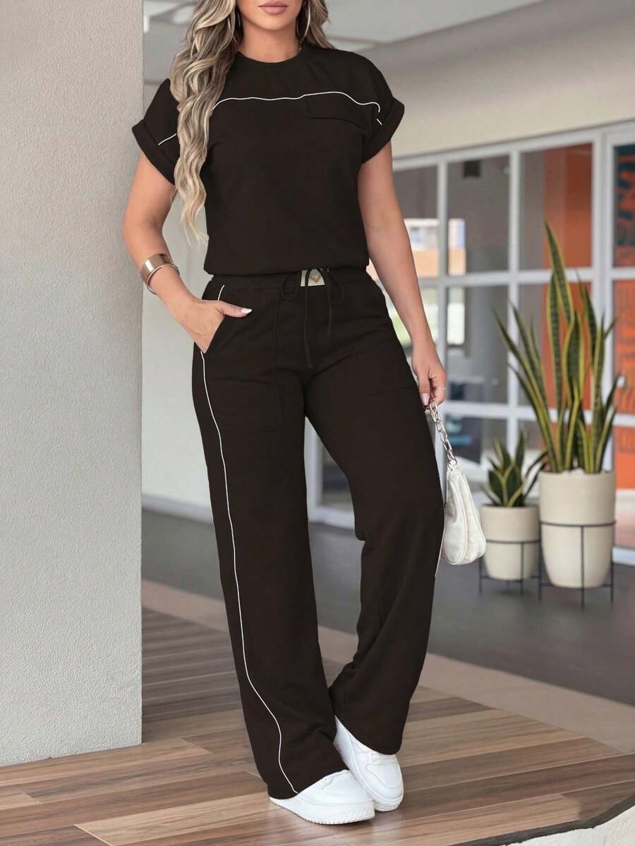 Conjunto de 2 piezas de mujer con top de manga corta de cuello redondo y pantalón  de cintura alta de unicolor minimalista, elegante en negro para primavera/verano - Marrón oscuro 90 - Ver 1