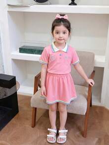 Set de 2 piezas con blusa con cuello bordado y falda casual de patchwork para niñas - Rosa - Ver 2