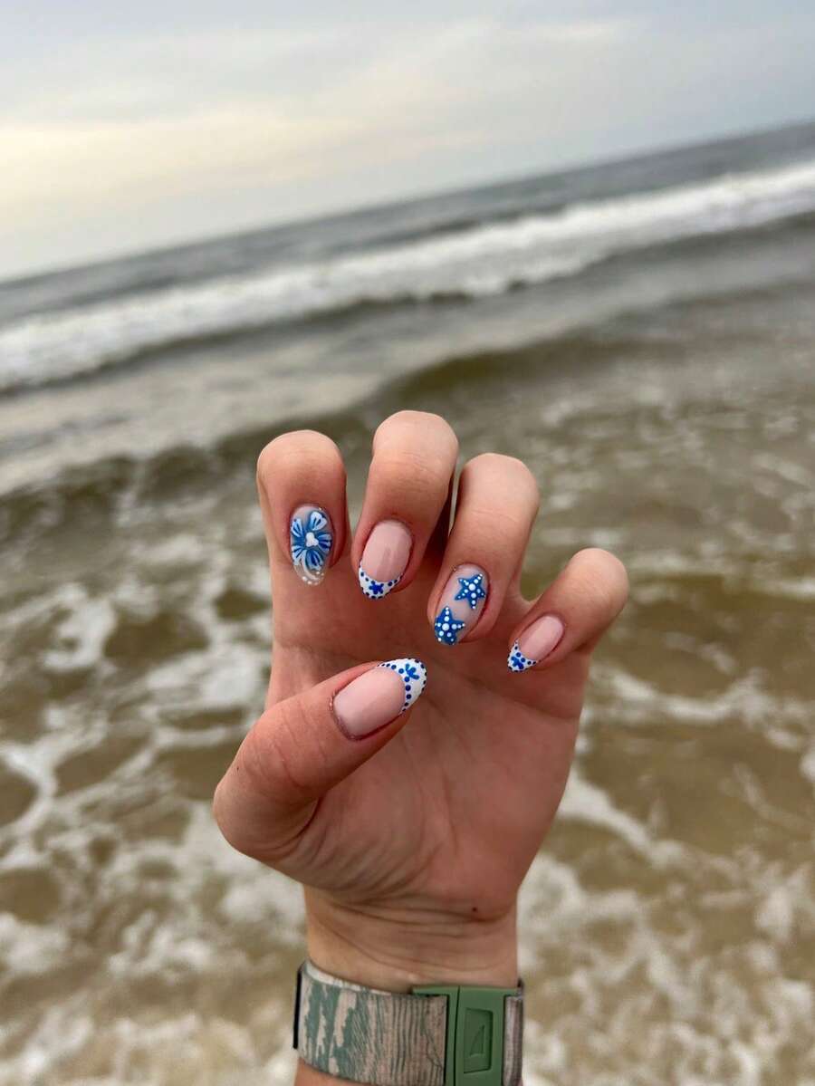 24pcs Round Press On Fake Nails Blue Short Nail Flower And Starfish Fake Nails Women Summer Coffin Nails - 彩色 - 查看 1