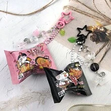 Llavero/colgante de bolso con diseño creativo de paquete simulado de fideos instantáneos con sabor a pavo - Multicolor - Ver 3