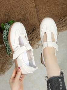 Women Round‑Toe Hollow Out Flat Shoes, T‑Strap Hook‑And‑Loop Closure Breathable Perforated Casual Daily Walking Footwear - White - View 4
