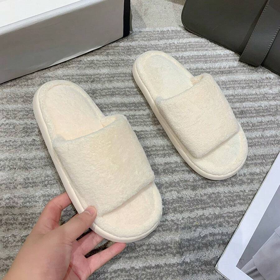 Men's White All-Season Classic Style Slippers, Suitable For Autumn And Winter Wear, Fluffy Upper, Soft And Comfortable - White - View 1