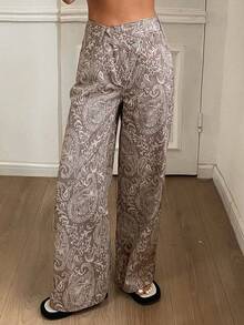 Women's Low-Rise Straight-Leg Jeans With A Stylish Waistband - Burgundy - View 1