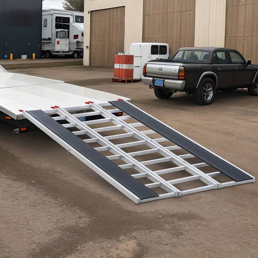 Tri-Fold Loading Ramp, 85 X 54 In, Non-Slip Aluminum Trailer Ramp With Compact Design, Easy Storage, 1500 Lbs Weight Capacity, For Snowmobiles, ATVs, Tractors, Lawn Mowers, Carts, Motorcycles - 85 x 54 in - 查看 1