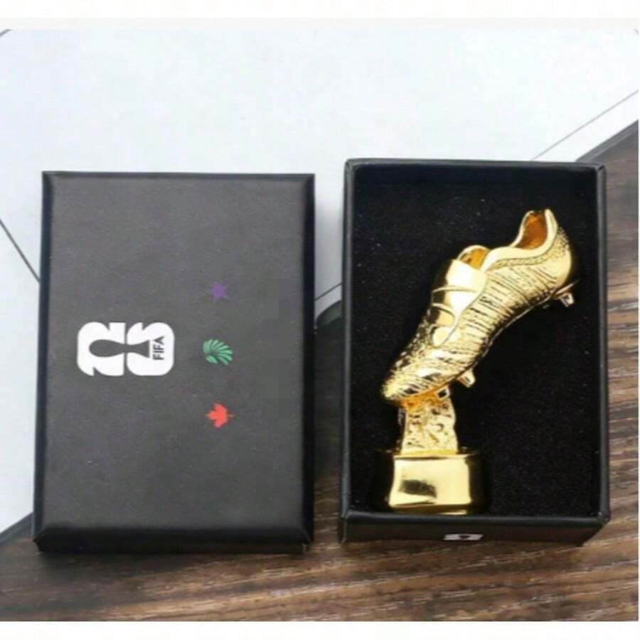 FIFA 2026 美國/加拿大/墨西哥世界盃球迷收藏飾品紀念品，足球獎盃車用飾品、辦公室裝飾、家居裝飾、學生獎品、足球迷裝備、足球派對禮品、學校運動會獎品，給家人和朋友的有意義禮物（產品款式和顏色可能略有不同，外包裝隨機） - 查看 1