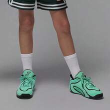 Nike Tatum  TATUM 4 Sports Basketball Shoes For Older Boys - Green/Black - View 2