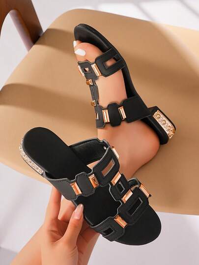 2026 New Women's Vintage Colorblock Metal Square Buckle Open Toe Sandals, Summer Casual Versatile Outdoor Flat Roman Slippers, French Metal Buckle Hollow Low Heel Sandals For Women