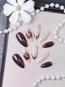 10 Pieces Of Handcrafted Press On Nails, Summer Nails, Short Nails, Almond-Shaped Nails With Nude And Solid Dark Brown, Tortoise Shell Print And Tiny Gold Bead Details. Retro Coffee Style, Perfect For Daily Wear, Dates And Casual Occasions. Handmade Press On Nails - Coffee Brown - View 4