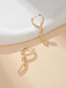 1 Pair Fashion Versatile Creative Line Wrapped Design Niche Style Hoop Earrings Suitable For Women's Daily Wear Gift For Friends - Earrings - View 3