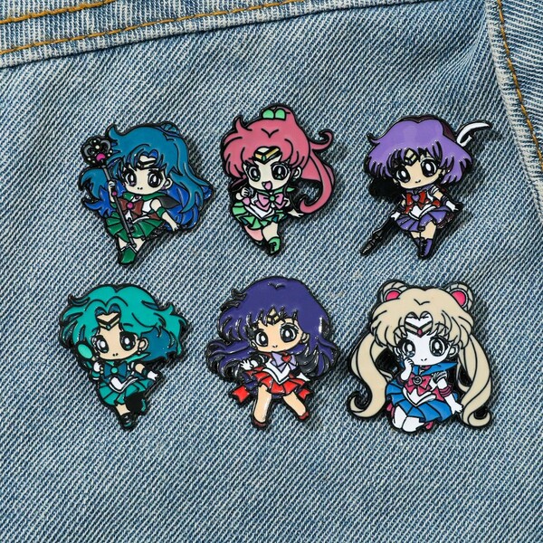 Bộ 6 ghim cài Sailor Moon bằng men, ghim cài anime phiên bản Q, huy hiệu nhân vật cho ba lô quần áo, trang sức cosplay quà tặng cho người yêu anime