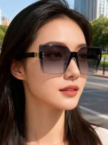 1件金屬鑽石切邊女款日常與節日時尚裝飾眼鏡，歐美新風金屬半框眼鏡，時尚無妝顯瘦眼鏡，女款歐美跨境無框切邊一體式眼鏡，中性個性街頭風秀場時尚眼鏡 聖帕特里克節 - 漸層灰 - 查看 4