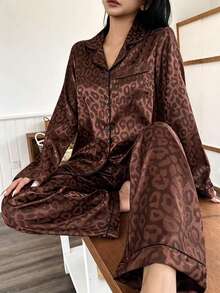 Bộ đồ ngủ nữ tay dài quần dài họa tiết da báo jacquard màu nâu - màu nâu - Xem 4