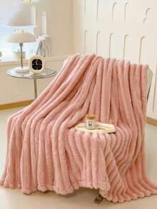 1 buah Selimut Bergaris Pink Super Lembut dan Hangat - Bahan Poliester yang Dapat Dicuci dengan Mesin, Pilihan Terbaik untuk Musim Semi dan Gugur, Cocok untuk Semua Musim, Sempurna untuk Sofa dan Tempat Tidur - Berwarna merah muda - View 4