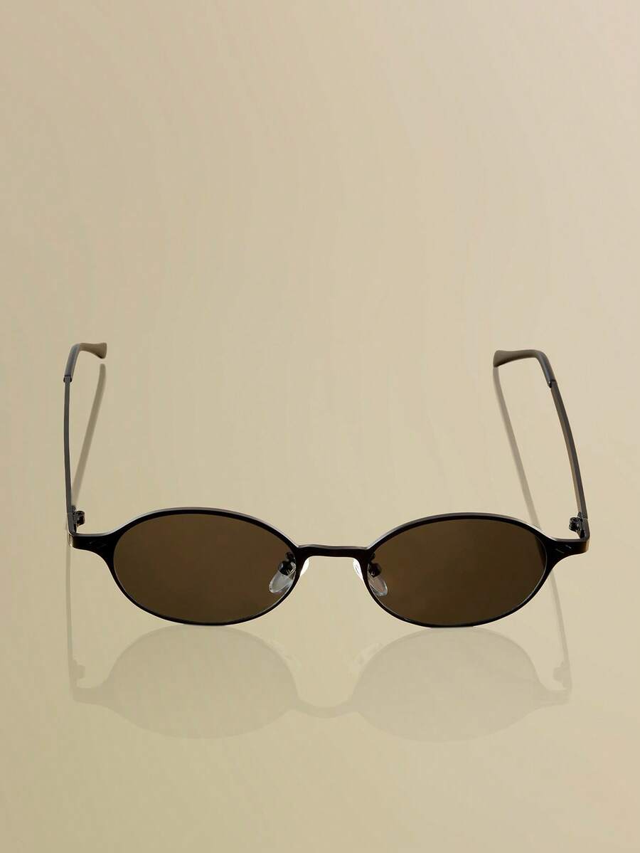 NobleVue 1 Pair Unisex Metal Small Frame Oval Fashionable Versatile Sunglasses, Suitable For Vacation, Travel, Sports Style, Driving, Holiday Outfits, Beach - Black and Gray - View 1