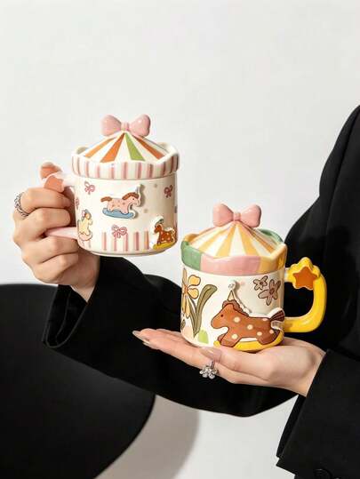 1pc Designer Heavy-Duty 3D Relief Circus Carousel Ceramic Mug With Lid, Bow Tie Tent Lid And Star Handle, Cute Girly Style Home Breakfast Milk Latte Coffee Cup, High-Aesthetic Afternoon Tea Cup, Best Friend Birthday Holiday Gift Souvenir, Star Shaped Handle, 2 Cartoon Prints Available, High-Temperature Glazed Ceramic, Dust-Proof Lid Design, Student Home Tableware, Holiday Gift Idea