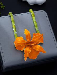 1pc Enamel White 3D Asymmetric Flower Necklace, Handmade Beaded Fashion High-End Elegant Cute Sweet Floral Choker Necklace, Exquisite Unique - Orange - View 4