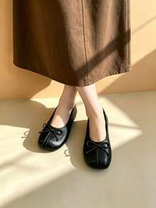 Sandal Selop Wanita Warna Hitam dengan Ujung Bulat dan Hiasan Pita - Gaya Kasual, Cocok untuk Kantor, Aktivitas Luar Ruangan, Musim Semi/Panas - Busur Hitam - View 5