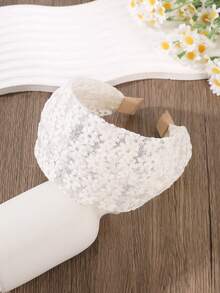 1Pc French Vintage Lace Headband, Wide Hollow-Out Floral Headband, Suitable For Daily/Date Hairband - Multicolor - View 7