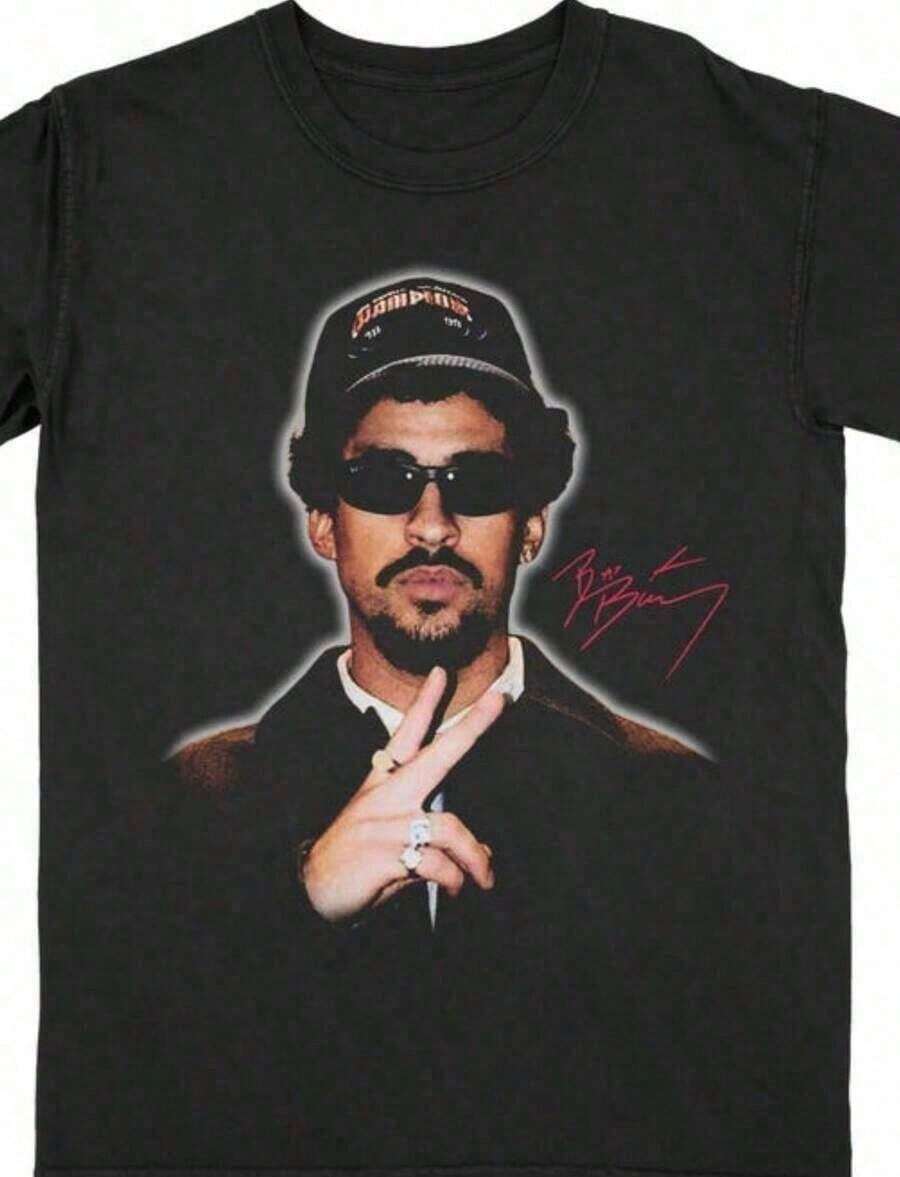 T-Shirt With Puerto Rican Rabbit Portrait – T-Shirt For Latin Urban Music Fans - Black - View 1