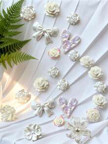18 Stück niedliche Schuh-Charms, Rosen-Herz-Schleife im luxuriösen Stil, ABS-Harz, DIY-Schuhdekoration, Strand, Alltag, Urlaub - Weiss - Übersicht 4