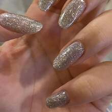 COSMI MILANO Made In Uk 8ml Gel Effect Nail Polish With Moisturizing And Nourishing Treatment For Nails, Professional Salon Glossy Finish, Harmless Formula, Long-Lasting And Quick-Drying Natural Transparent Gel The Colors Of Intense Summer And Travel Holidays. - ARGRNTO GLITTER 284 - 查看 3