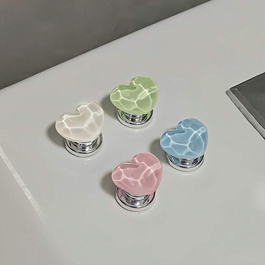 4pcs Random Color Creative Heart-Shaped Toilet Tank Auxiliary Flush Button - Multicolor - View 1
